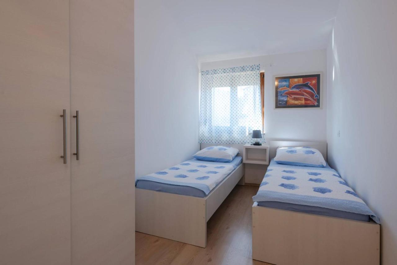 Apartmani Jana Porec Bagian luar foto